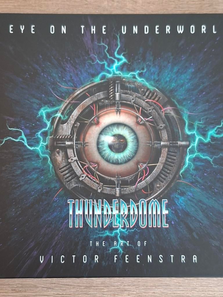 Eye on the underword boek Victor Feenstra Thunderdome, Ophalen of Verzenden, Zo goed als nieuw, Artiest