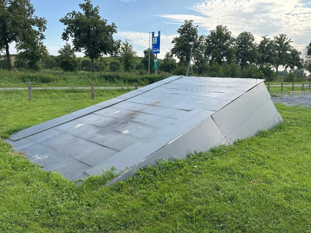 Schans rijplaat ijzer hout tentoonstel plaat MOET WEG GRATIS, Ophalen, Gebruikt, Balk, Overige houtsoorten