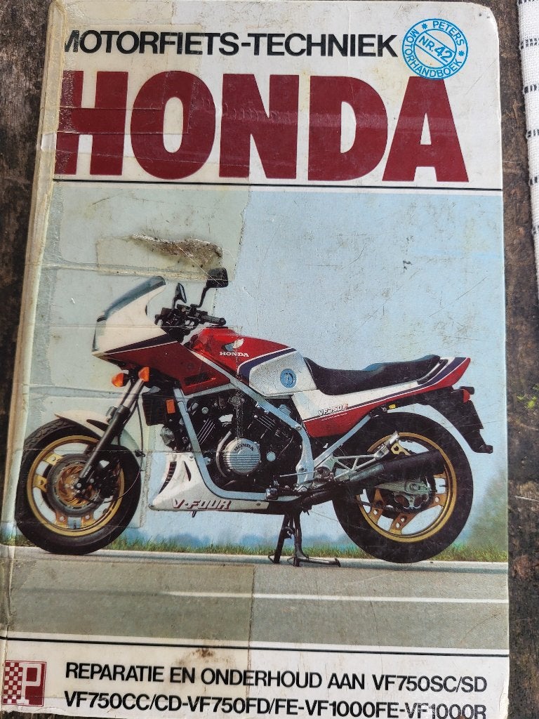 Motorboek Honda VF 750 ( interceptor ), Motoren, Handleidingen en Instructieboekjes, Ophalen, Honda