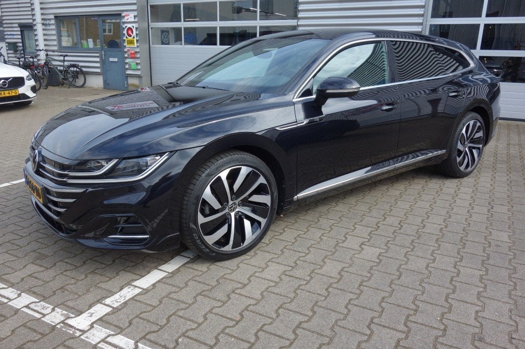 Volkswagen ARTEON 1.4 TSI EHY R-Line BNS+, Trekhaak, Camera,, Auto's, Volkswagen, Bedrijf, Arteon, ABS, Adaptive Cruise Control