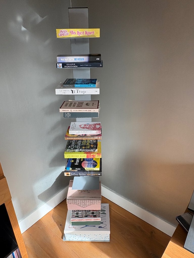 Zwevende boekenplank - onzichtbaar en ruimtebesparend, Ophalen, Zo goed als nieuw