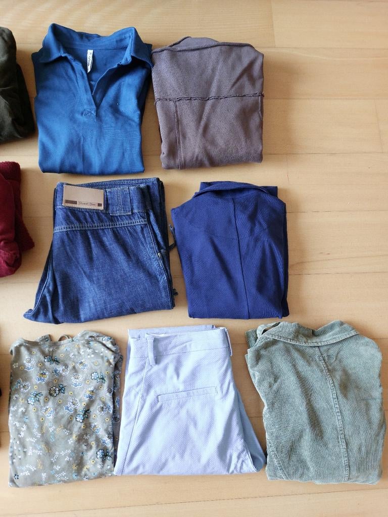 PAKKET 10 stuks MERKKLEDING ALLES NIEUW/ NIEUWSTAAT maat S/M, Ophalen of Verzenden, Nieuw, Maat 38/40 (M)