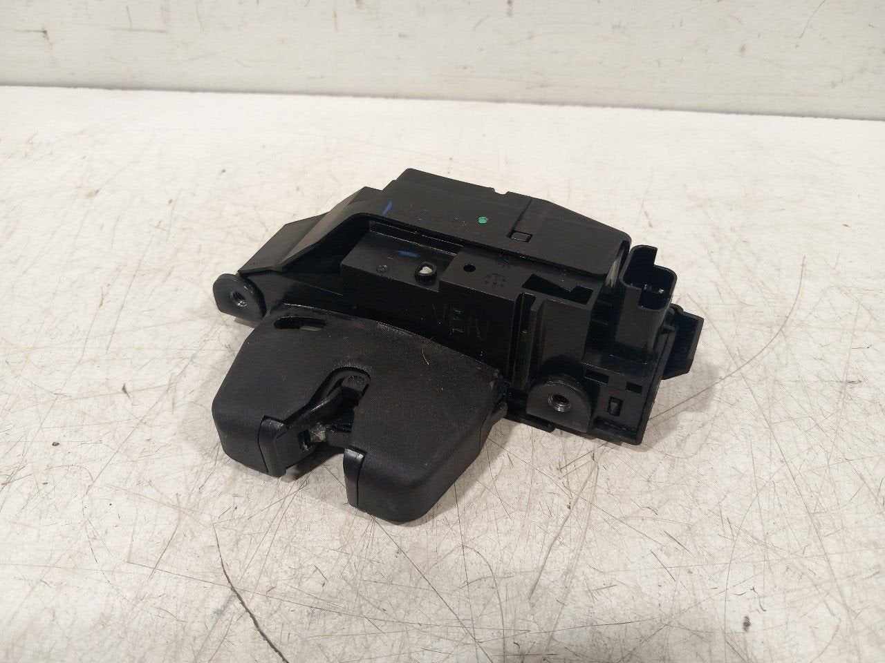 Slot mechaniek kofferdeksel achterklep elektrisch Opel Astra, Auto-onderdelen, Onderdelen@venauto.nl, Van der Ven Autorecycling B.V.