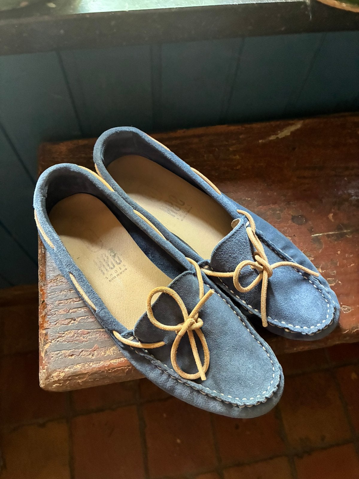 Suede loafers, Ophalen of Verzenden, Zo goed als nieuw, Instappers