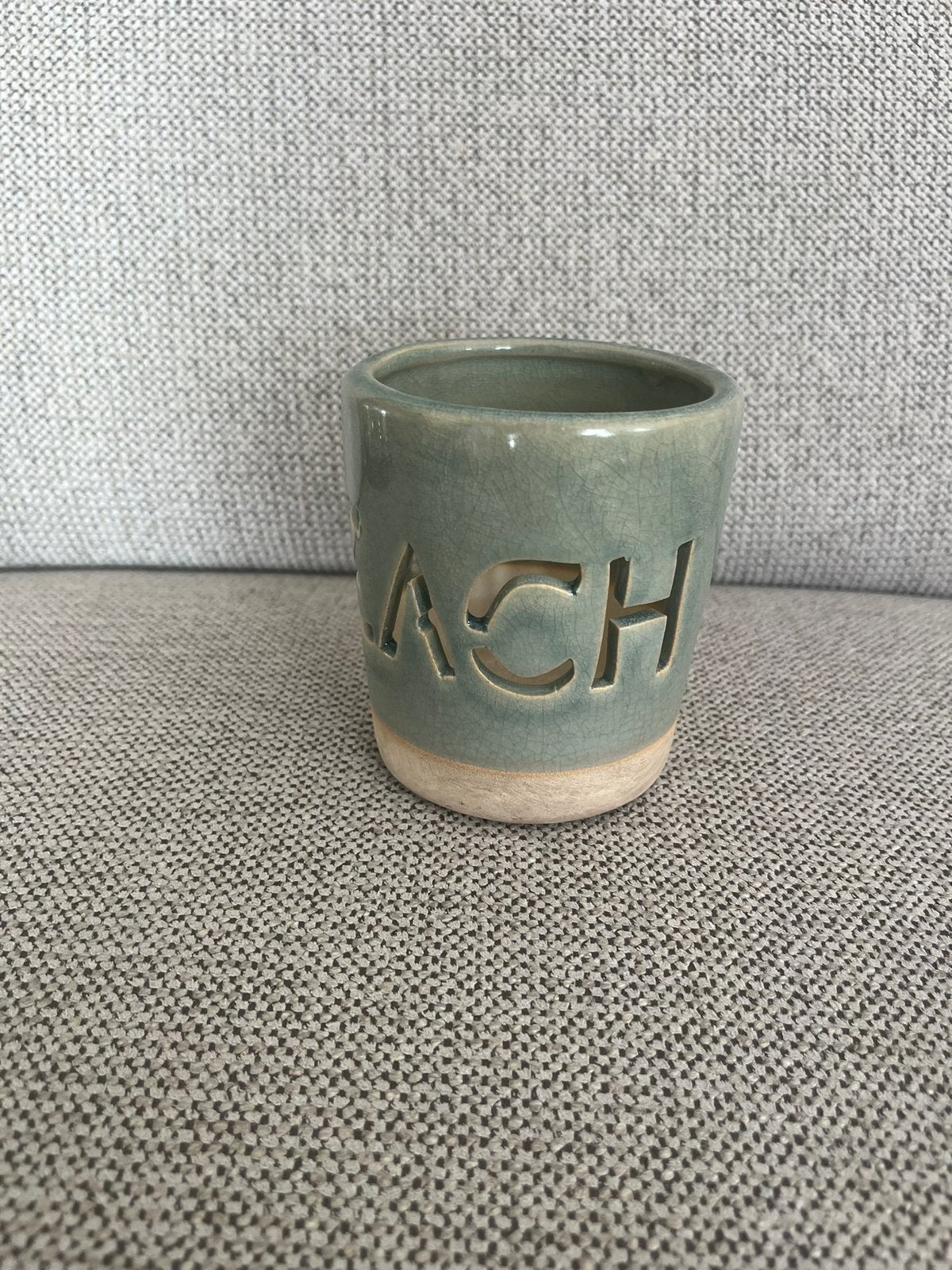 Te koop: votive/waxinelichthouder Beach van Rivièra Maison, Meerkleurig, Waxinelichthouder, Ophalen of Verzenden, Steen/keramiek