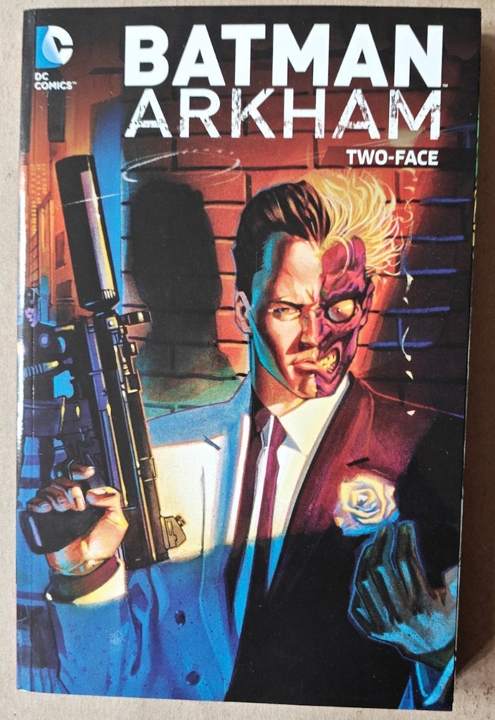 Batman Arkham Two-Face TPB (2015 DC), Boeken, Strips | Comics, Eén comic, Ophalen of Verzenden, Zo goed als nieuw, Amerika