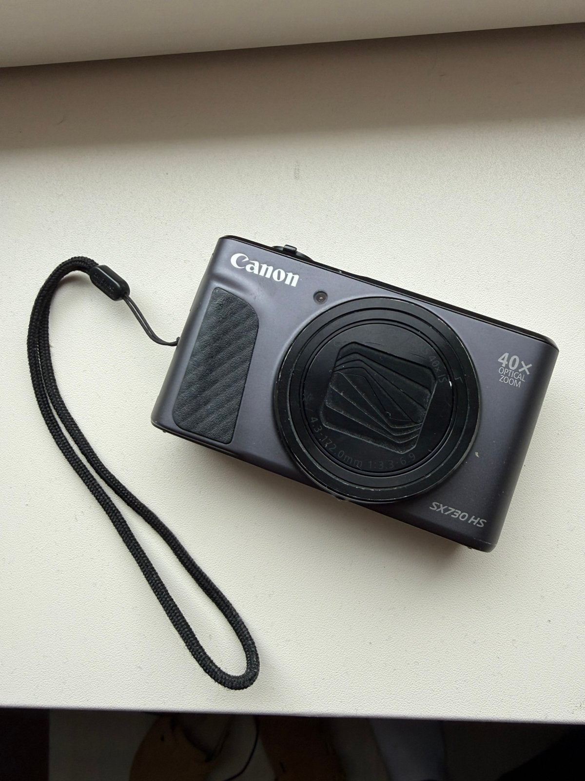TE KOOP: Canon Powershot SX730 HS, Audio, Tv en Foto, Fotocamera's Digitaal, Gebruikt, Canon, Oplader, Kantelbaar/draaibaar scherm