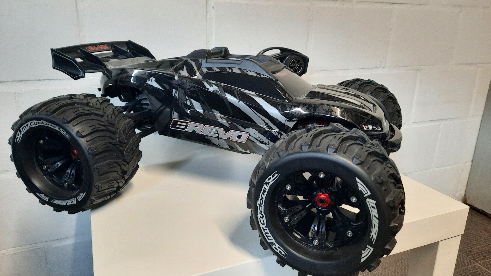 Traxxas, Hobby en Vrije tijd, Modelbouw | Radiografisch | Auto's, Ophalen of Verzenden, Auto offroad