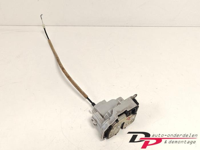 Deurslot Mechaniek 4Deurs rechts-voor van een Fiat Bravo