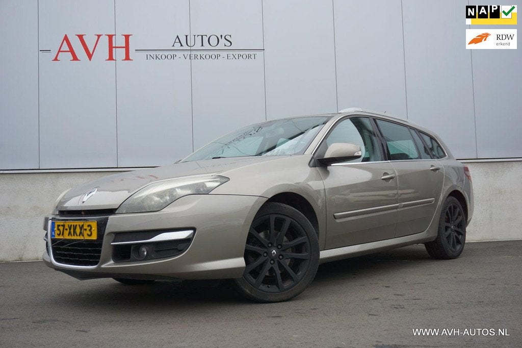 Renault Laguna Estate 2.0 Dynamique, Auto's, Voorwielaandrijving, Gebruikt, 4 cilinders, Bruin
