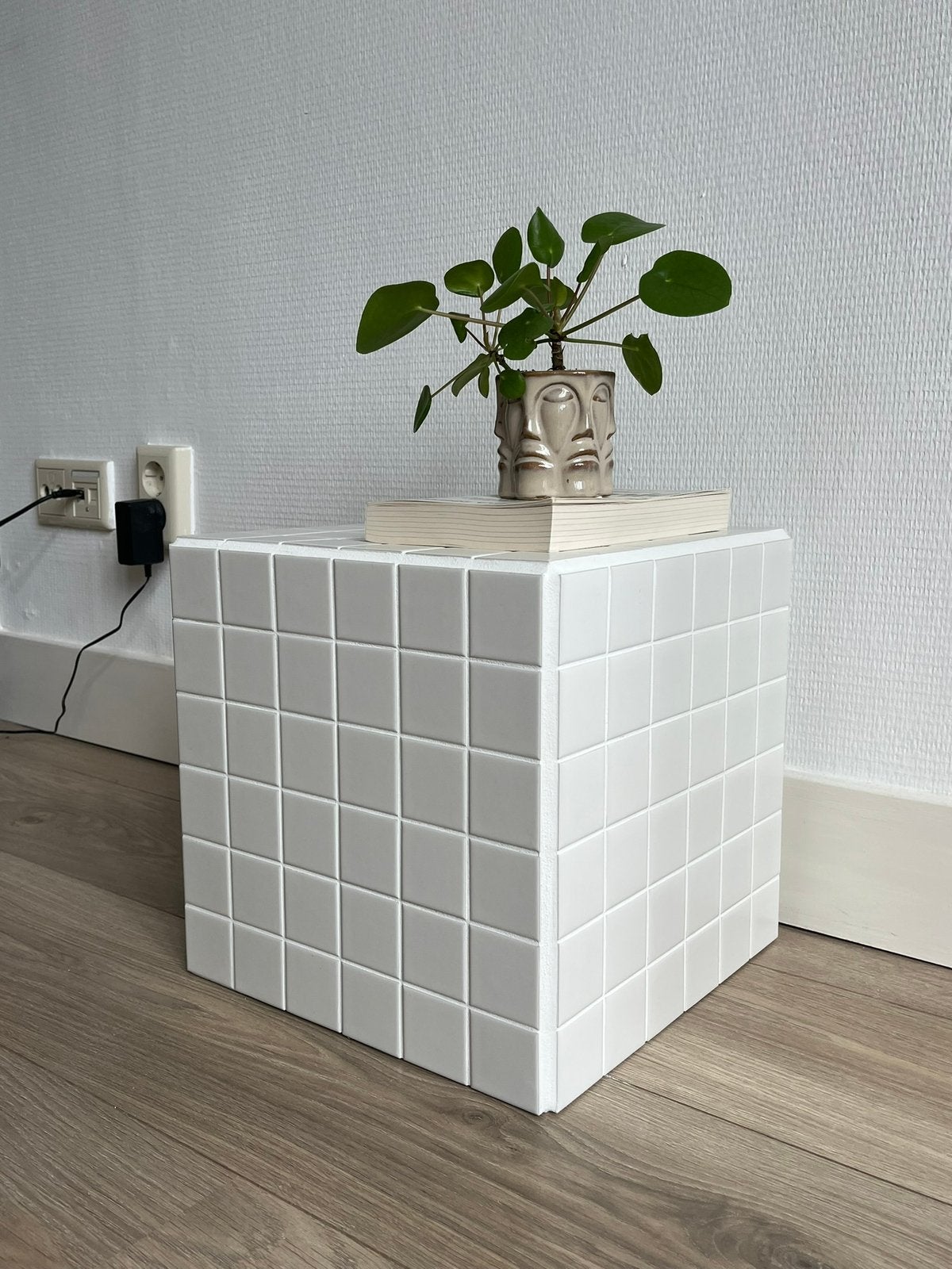 Bijzettafel van Studiocube, Huis en Inrichting, Tafels | Bijzettafels, Ophalen of Verzenden, Zo goed als nieuw
