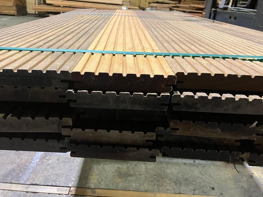 Hardhout–Louro Itauba–planken–terrasdelen-vlonderdelen, Ophalen, Nieuw, Hout