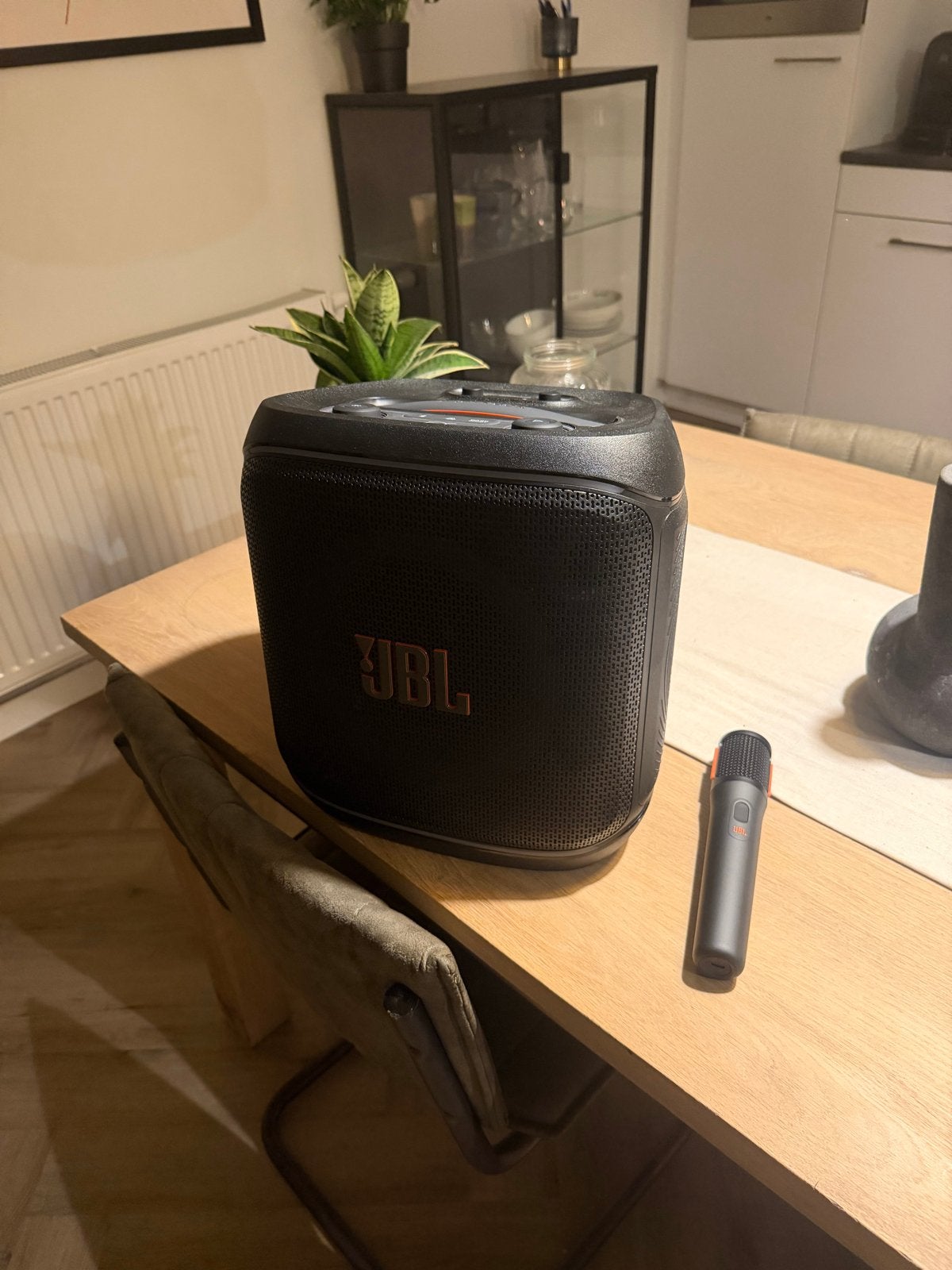 JBL PartyBox Encore 2 Draagbare Party Speaker met Microfoon, JBL, Party speaker, Ophalen of Verzenden, Zo goed als nieuw