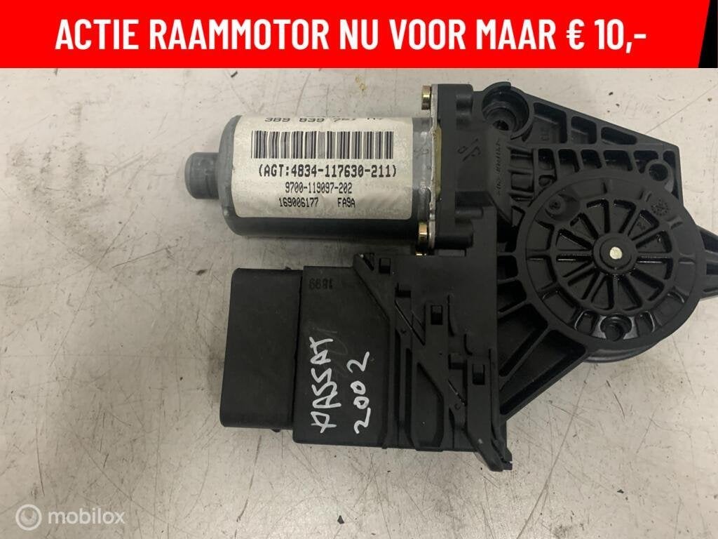 Raammotor linksachter Volkswagen Passat B5 GP ('00-'05), Gebruikt, Volkswagen, Ophalen of Verzenden, Volkswagen