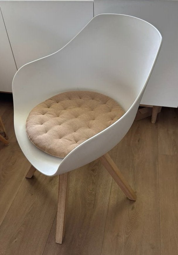 Eetkamerstoel wit kuip met eiken houten poten 3 stuks, Ophalen, Zo goed als nieuw, Wit