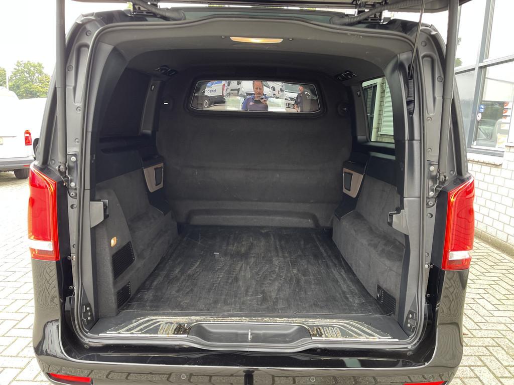 Mercedes-Benz V-Klasse 300d 237pk Extra Lang DC 5 persoons A, Achterwielaandrijving, Gebruikt, 4 cilinders, Zwart