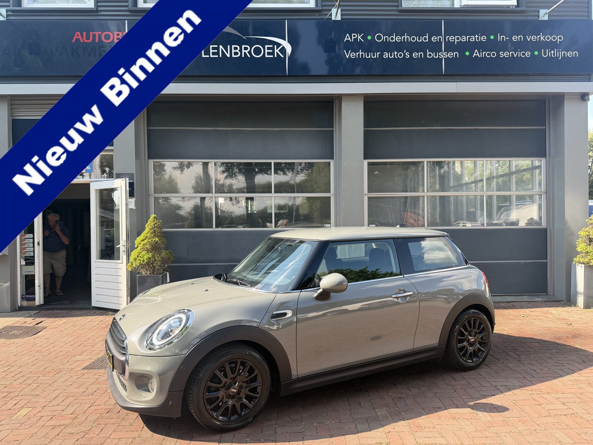MINI 3-deurs 1.5 One Pepper Bj 2018 Km 105.000 Nap 1e eigena, Voorwielaandrijving, Stof, Gebruikt, 4 stoelen