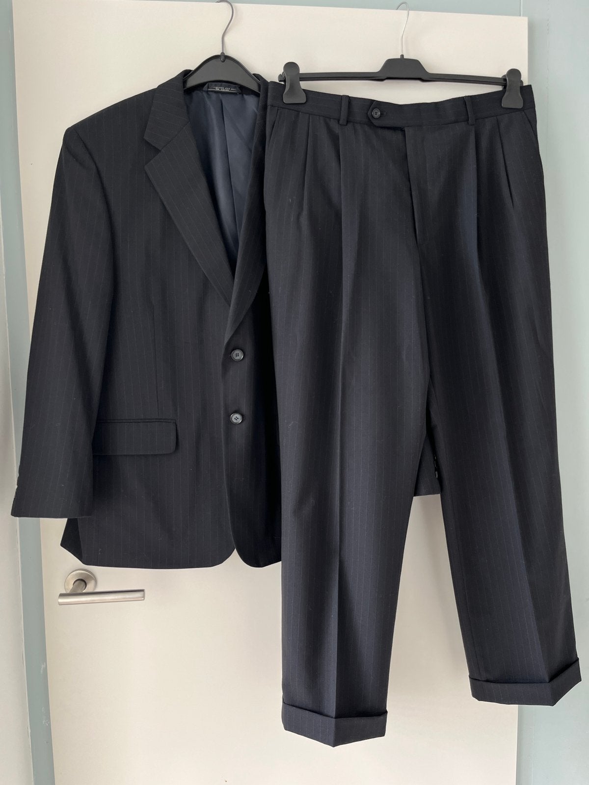 Bert Pulitzer donkerblauw krijtstreeppak mt L/W36/29, Kleding | Heren, Verzenden, Zo goed als nieuw, Maat 52/54 (L), Blauw