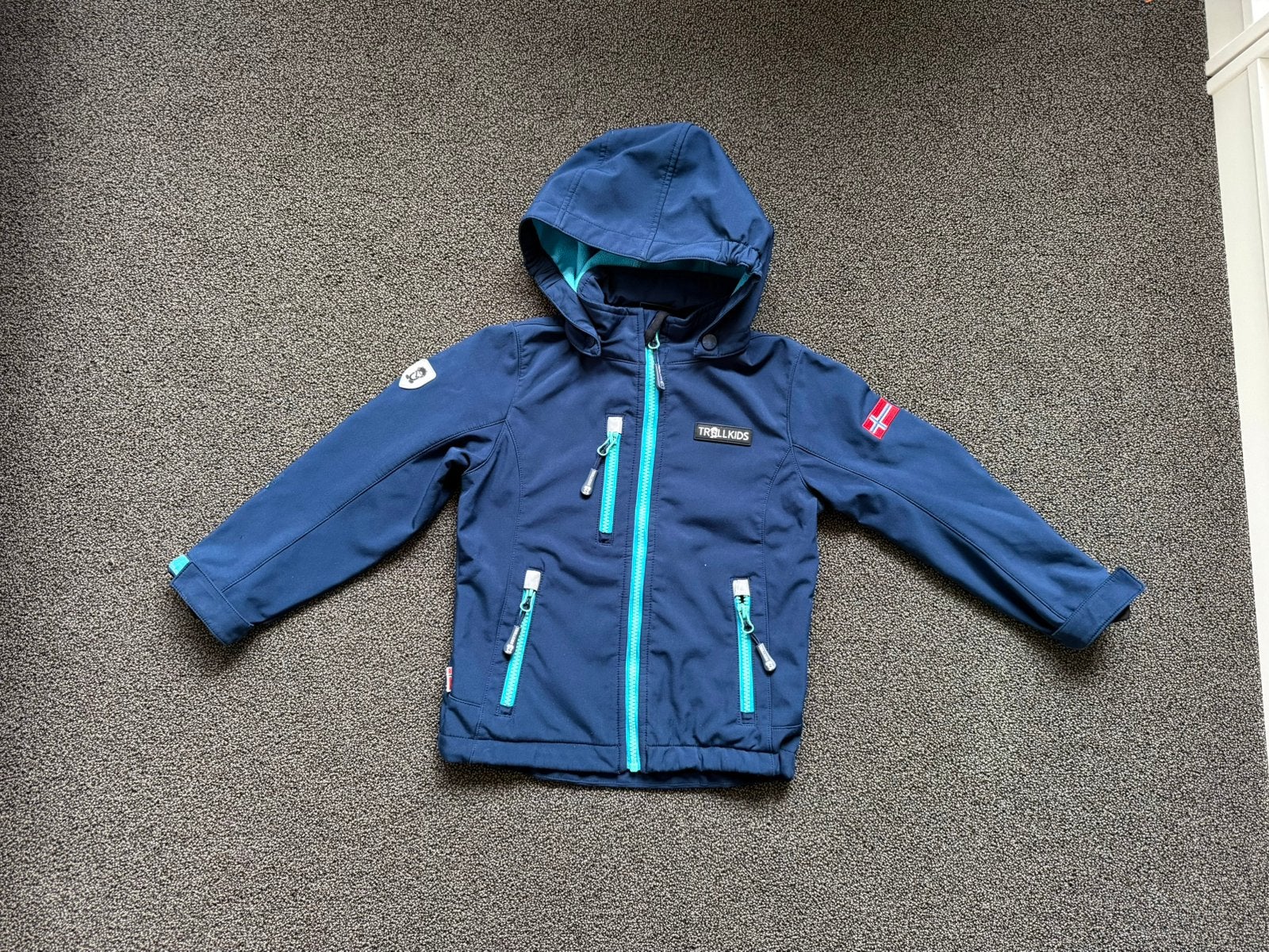 Trollkids softshell jas 116, Ophalen of Verzenden, Zo goed als nieuw, Jongen of Meisje, Jas