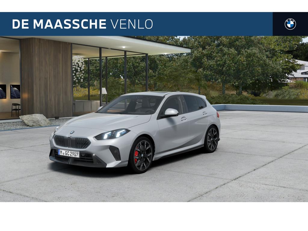 BMW 1 Serie 120 M Sport Automaat / Panoramadak / Sportstoele, Auto's, BMW, Zwart, 156 pk, Stoelverwarming, Bedrijf