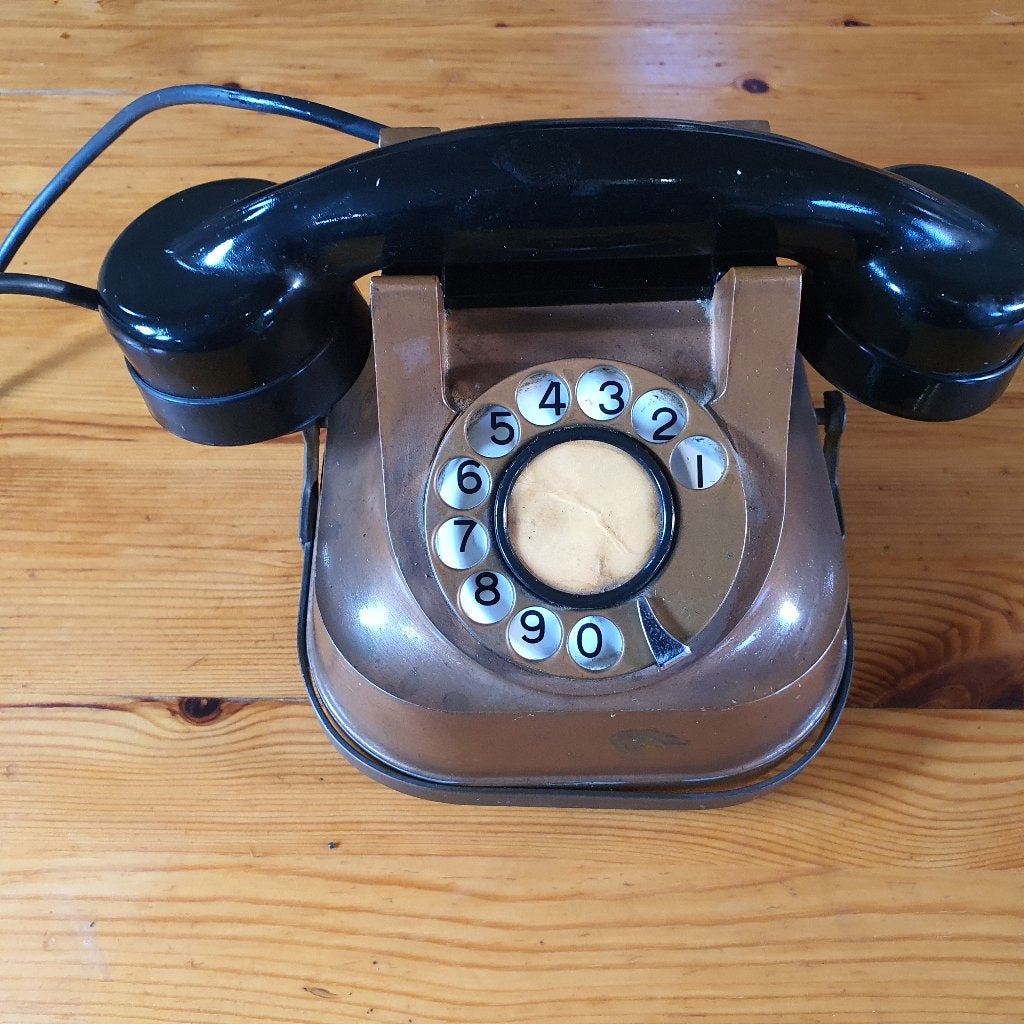 Koperen telefoon met bakelieten hoorn, Vintage, Gebruikt, Meerkleurig, Ophalen of Verzenden