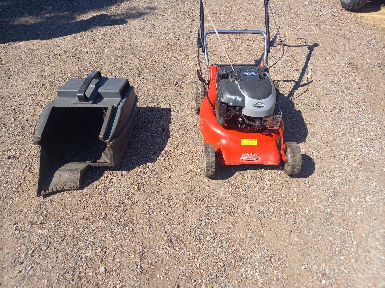 Grasmaaier Rover, Ophalen, Opvangbak, Benzine-grasmaaier, 50 cm of meer