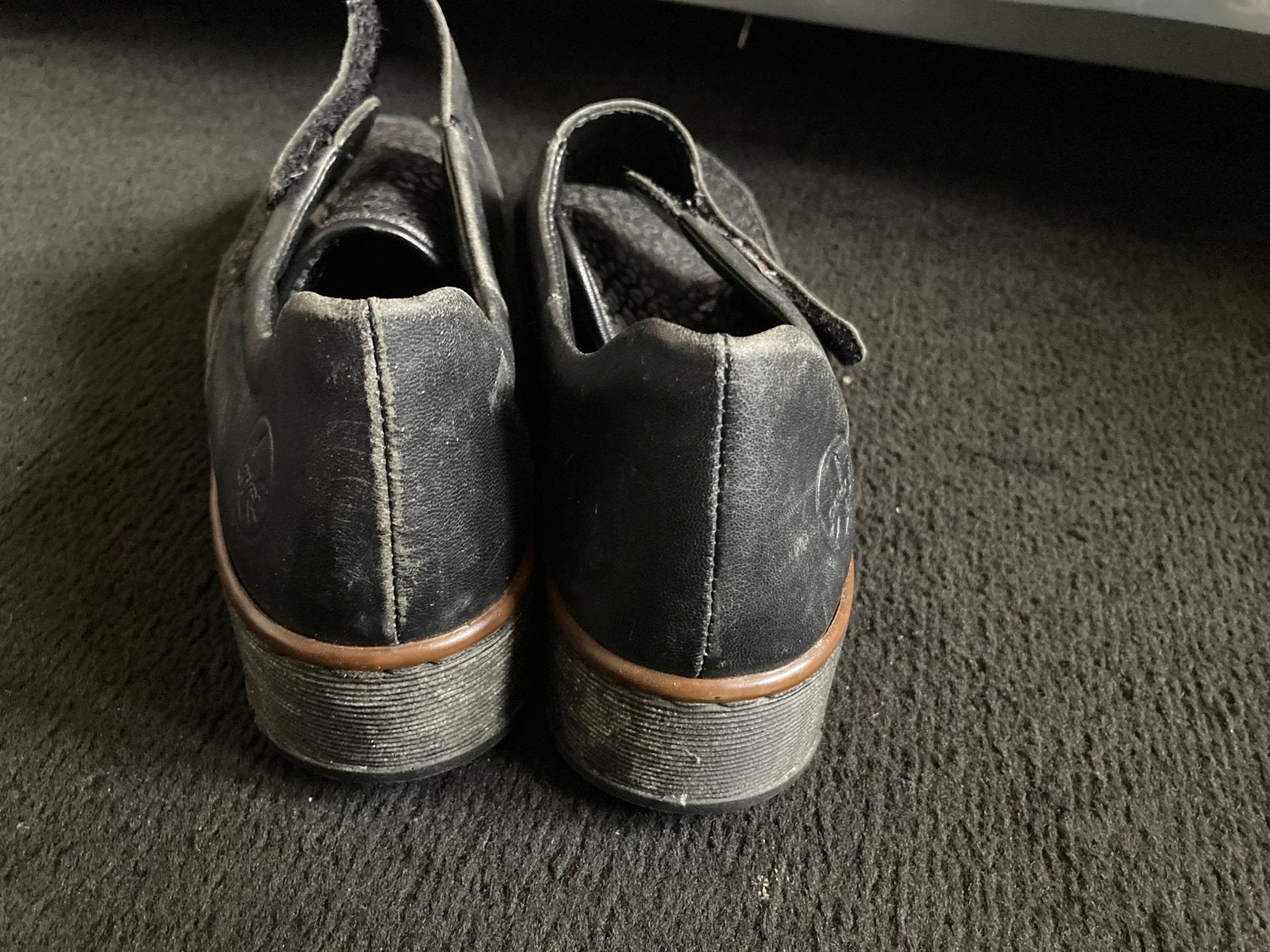Rieker en landrover schoenen, Kleding | Dames, Schoenen, Ophalen of Verzenden, Zo goed als nieuw, Sneakers of Gympen