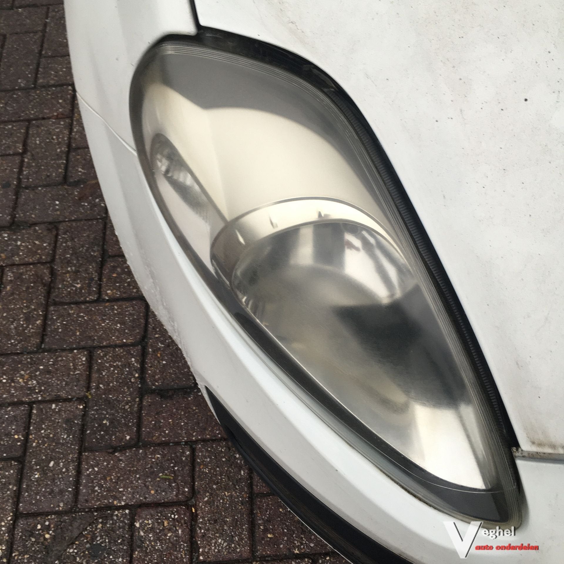 Fiat Punto EVO 5Drs 2011 2500104   Koplamp Linksvoor  of Rec, Auto-onderdelen, Gebruikt, -, -, Ophalen of Verzenden