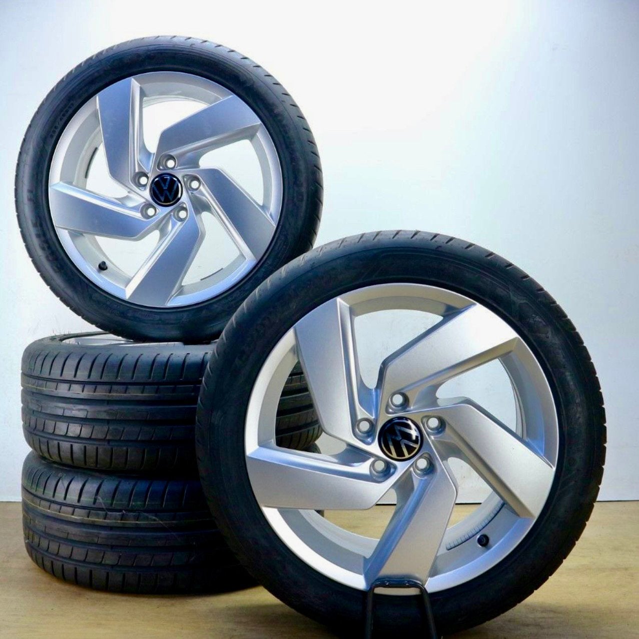 Vw 17’’ inch Richmond sportvelgen | Caddy | Golf 5,6,7,7,5,8, Ophalen, Bestelwagen, Velg(en), 17 inch