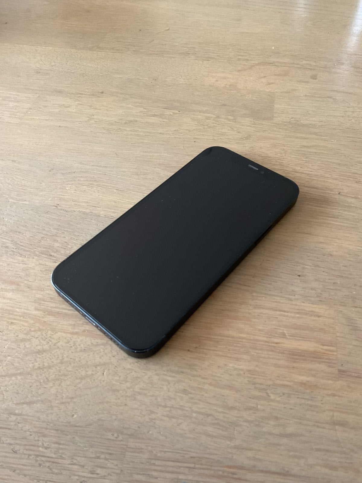 iPhone 12 - 64GB