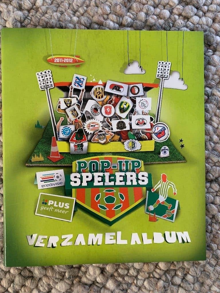 Opruiming ..... POP-UP Spelers Verzamelalbum 2011-2012, Ophalen of Verzenden, Zo goed als nieuw, Overige binnenlandse clubs, Overige typen