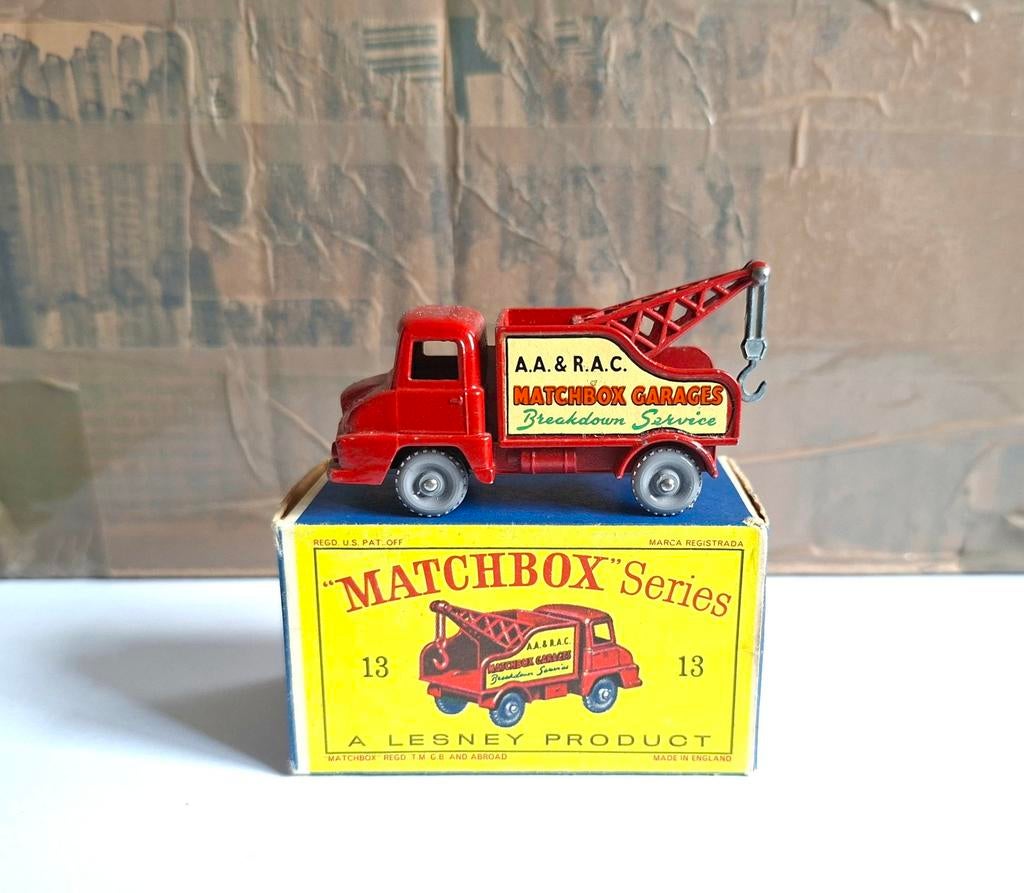 Matchbox 13 ford thames wreck truck, Hobby en Vrije tijd, Modelauto's | 1:87, Ophalen of Verzenden, Zo goed als nieuw, Bus of Vrachtwagen