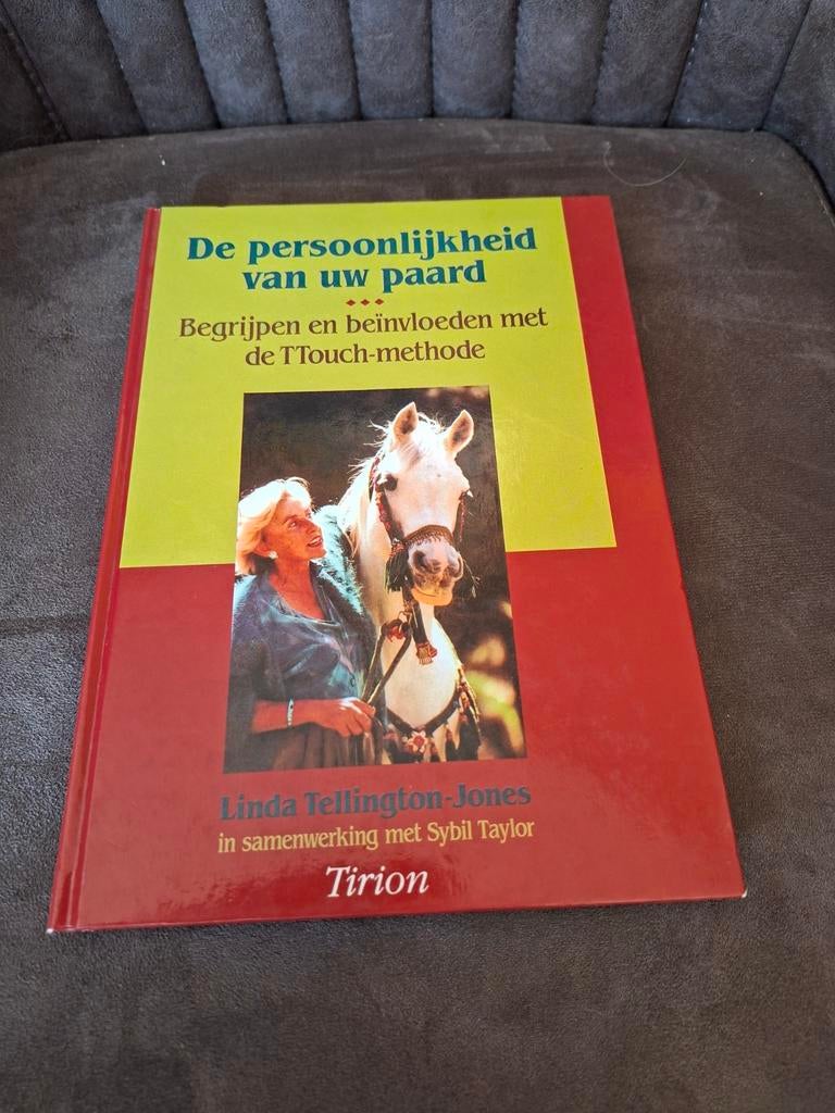 De persoonlijkheid van uw paard - TTouch-methode, Boeken, Ophalen of Verzenden, Gelezen
