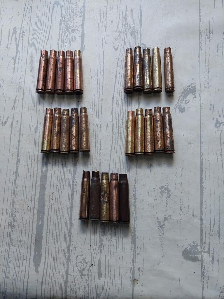 lotje duitse wo 2 hulzen  7,50 euro, Verzamelen, Ophalen of Verzenden, Duitsland, Hulzen of Bodemvondsten