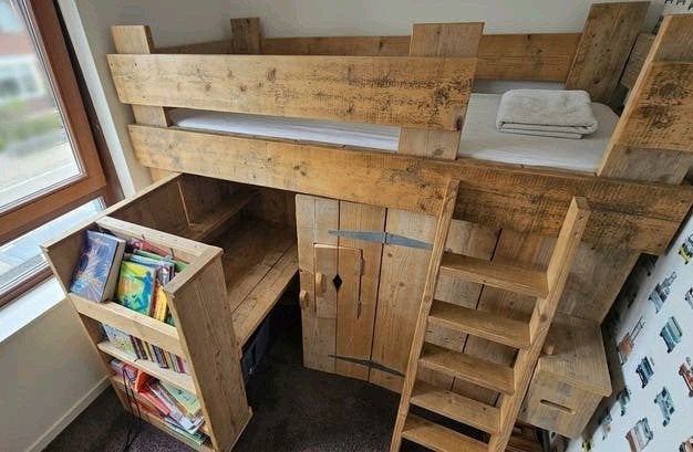 Steigerhouten hoogslaper, bureau en bijpassende kast!, Ophalen, Gebruikt, Hoogslaper, Eenpersoons