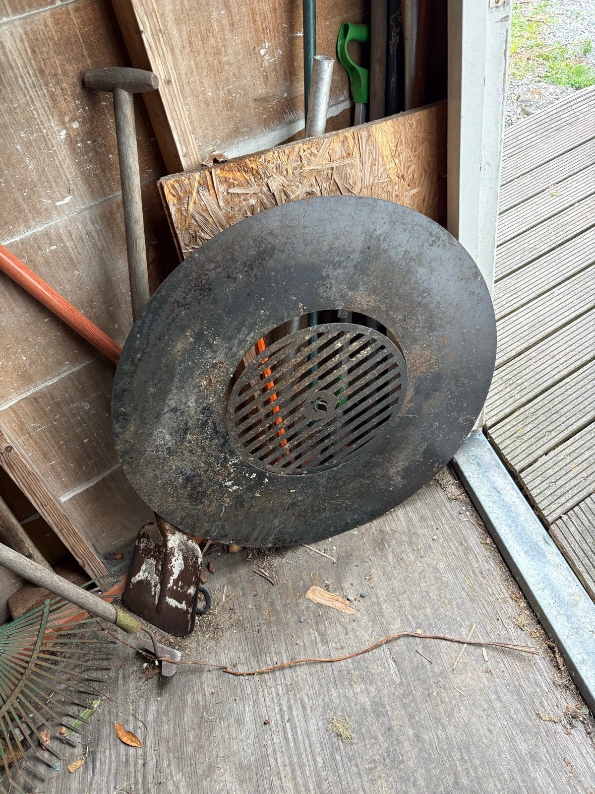 Grote vuurschaal / vuurkorf met rooster, Tuin en Terras, Ophalen, Gebruikt, Vuurkorf
