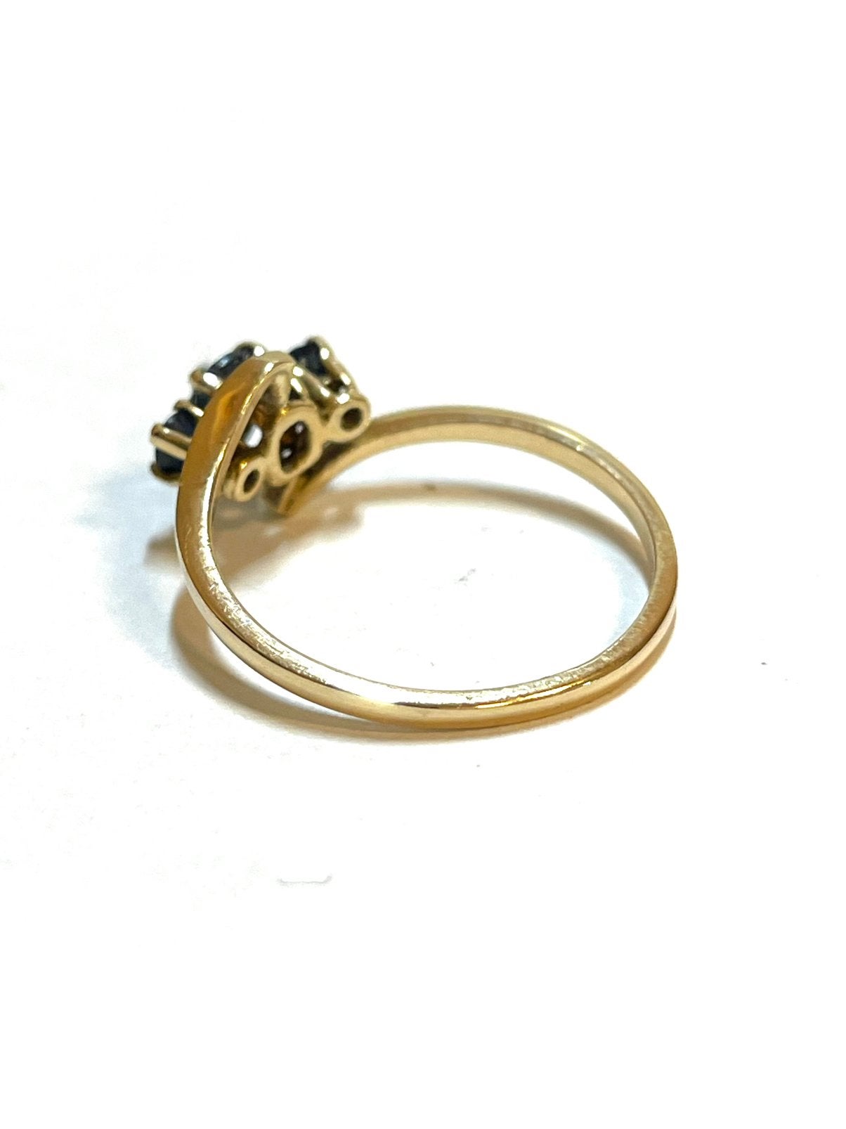 18k gouden ring met saffier, -, -, Ophalen of Verzenden, Zo goed als nieuw
