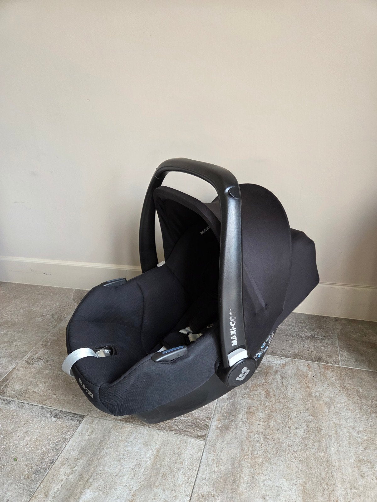 Maxi-Cosi Cabriofix autostoel - Zwart, Ophalen, 0 t/m 13 kg, Maxi-Cosi, Gebruikt