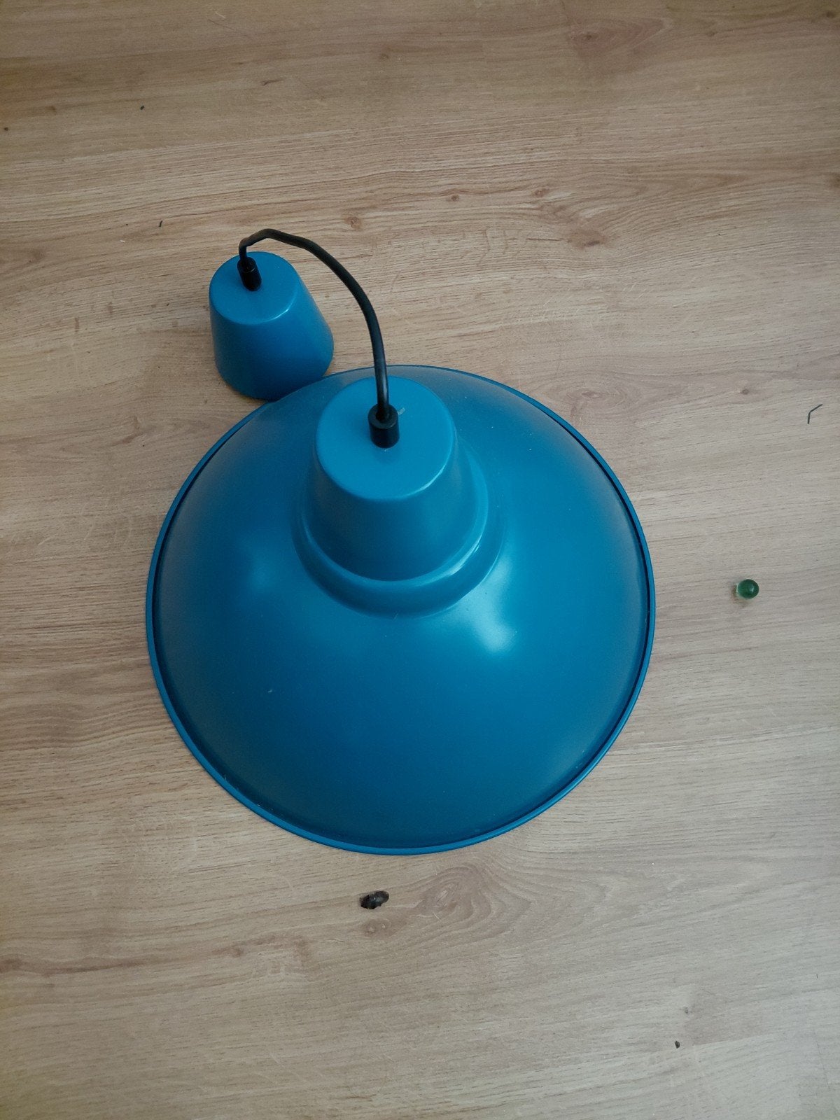 petrol blauwe lamp, Ophalen