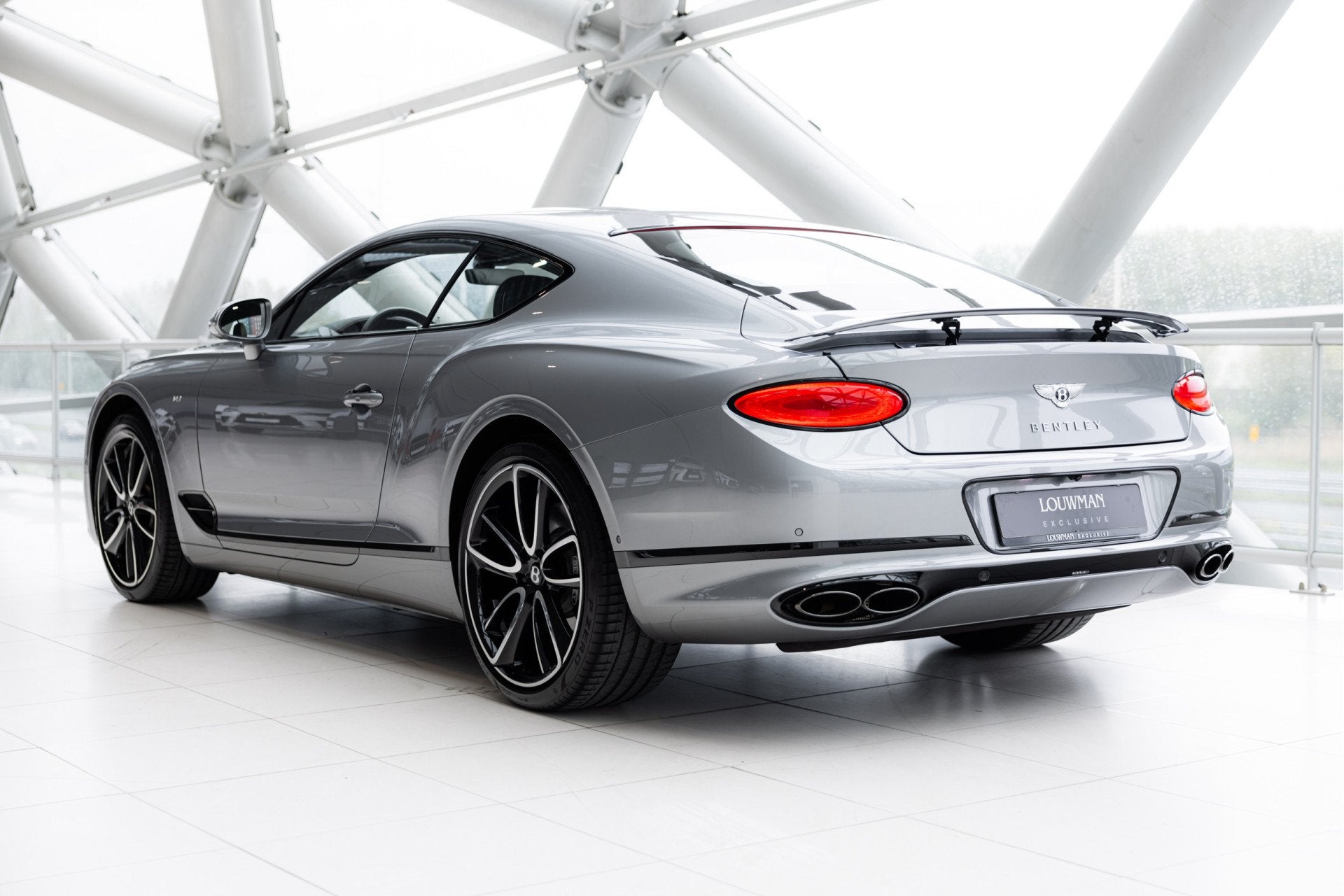 Bentley Continental GT V8 | Rotating display | Mulliner Driv, Auto's, Automaat, Dealer onderhouden, Automatische klimaatregeling