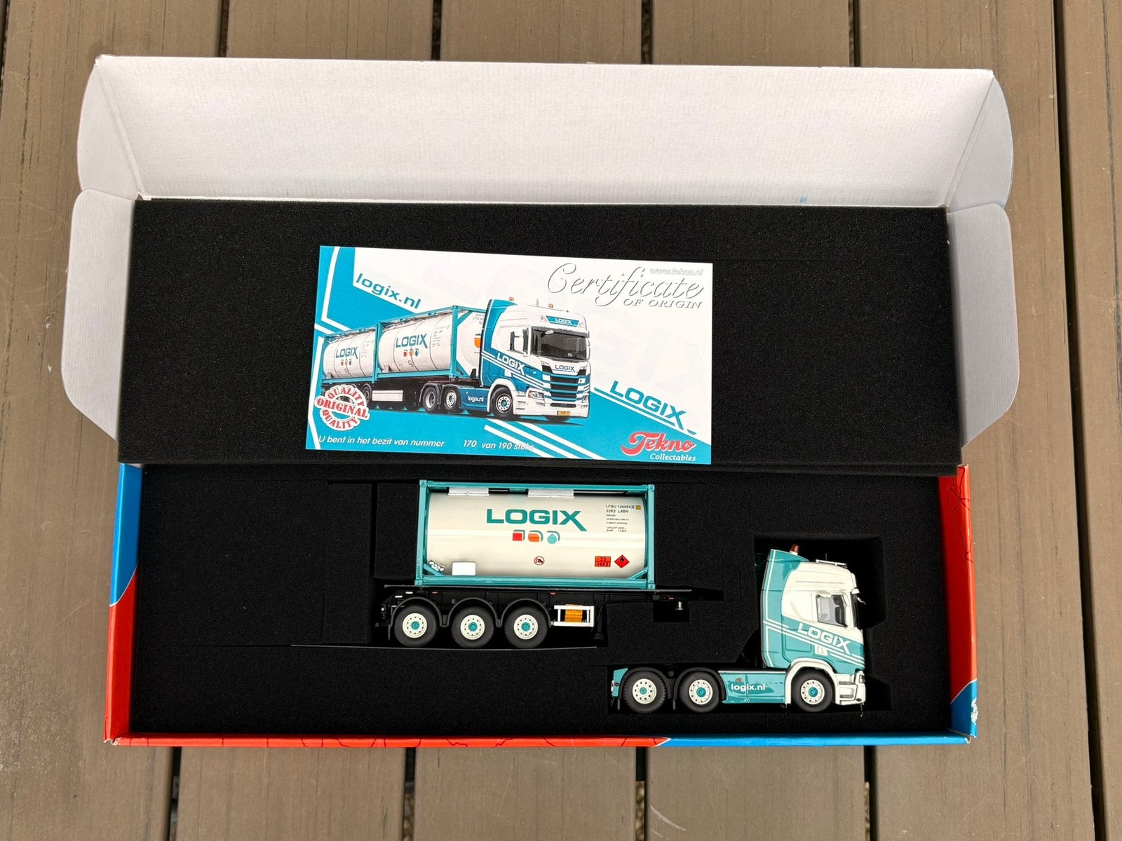 schaalmodel van een Scania NGR 6x2 trekker, Ophalen of Verzenden, Zo goed als nieuw, Bus of Vrachtwagen, Tekno