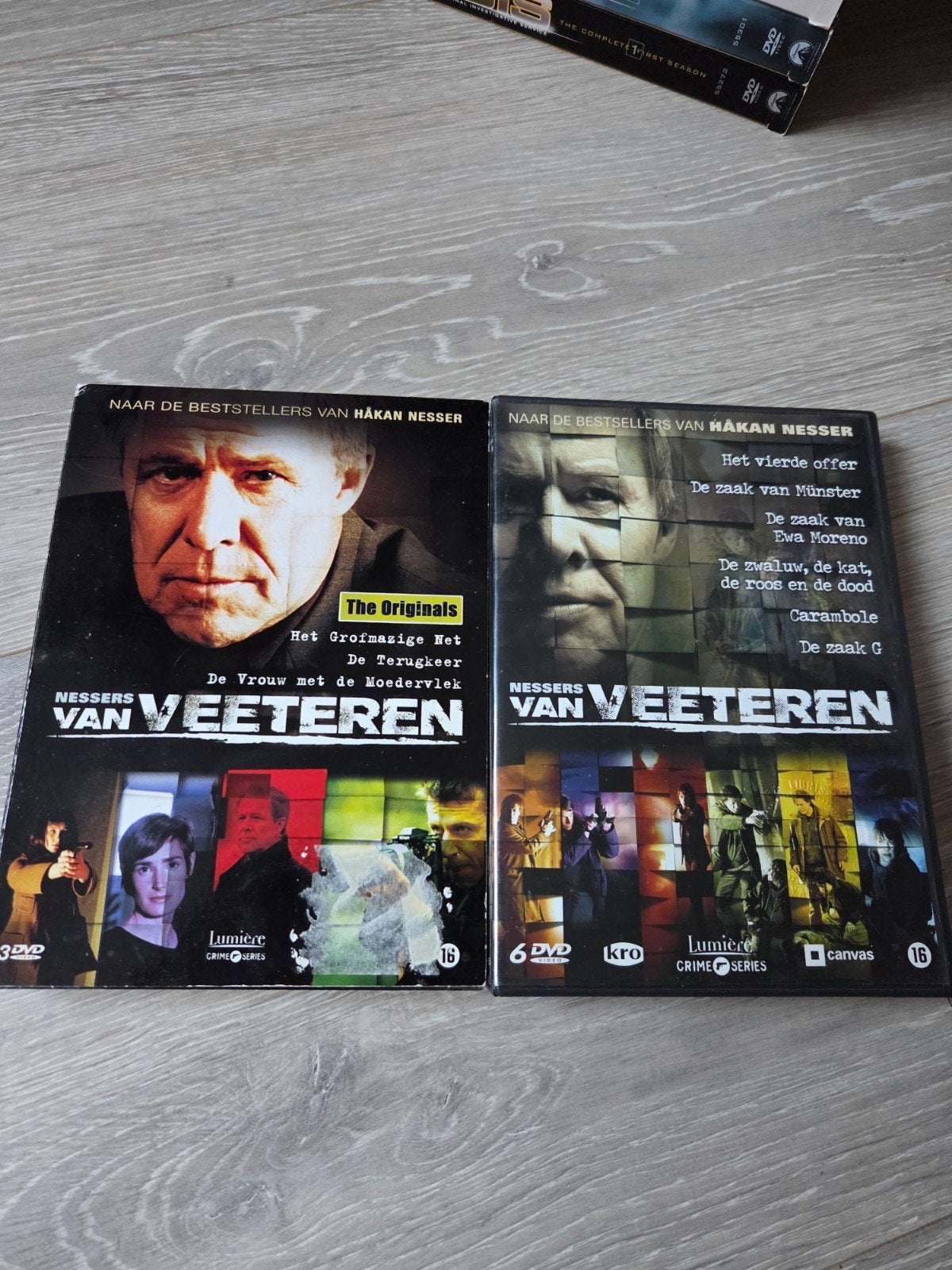 2x dvd boxset - Van Veeteren, Cd's en Dvd's, Alle leeftijden, Ophalen of Verzenden, Gebruikt, Komedie