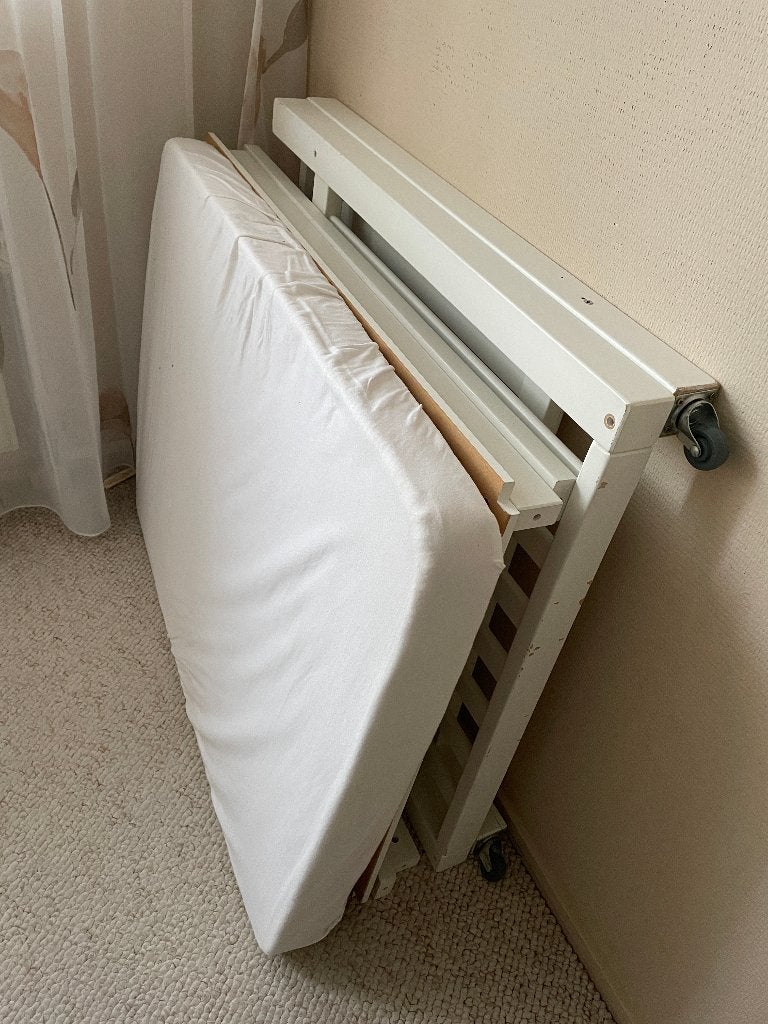 Witte box met verstelbare bodem en matras, Ophalen, Gebruikt, Rechthoekig, In hoogte verstelbaar