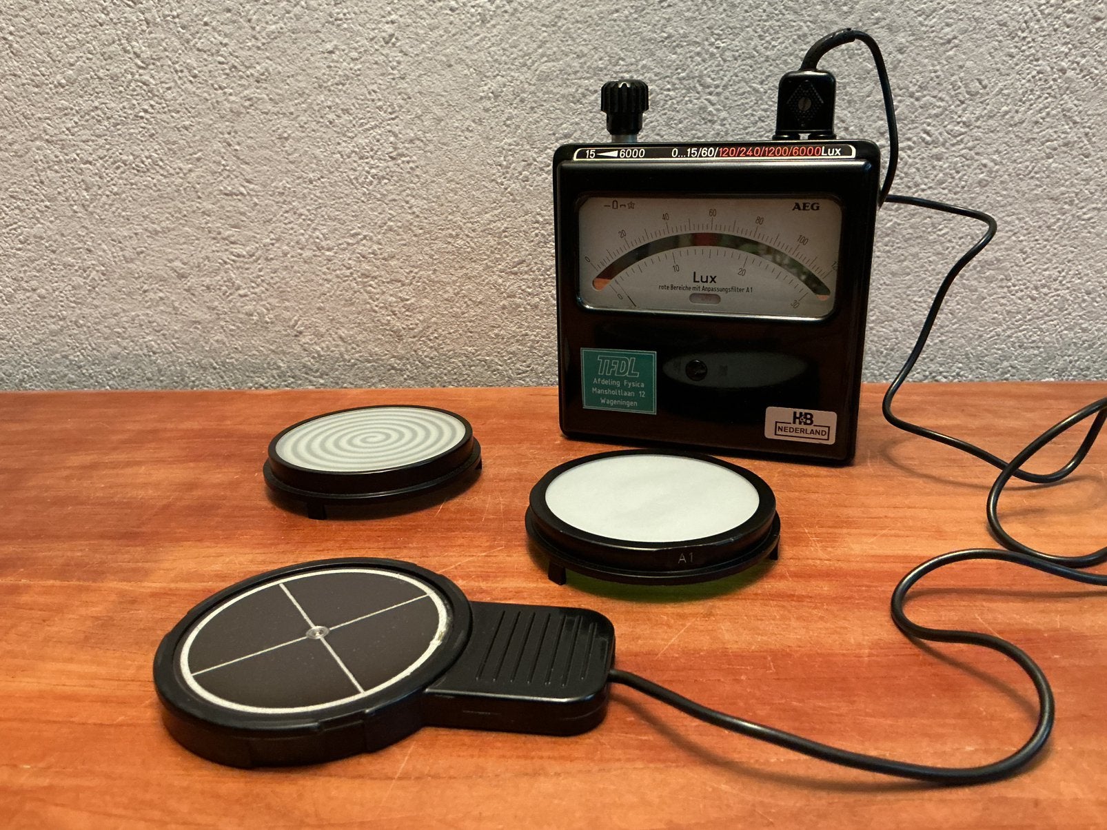 vintage AEG LUX lichtmeter in étui, Verzamelen, Ophalen of Verzenden, 1940 tot 1960, Overige typen