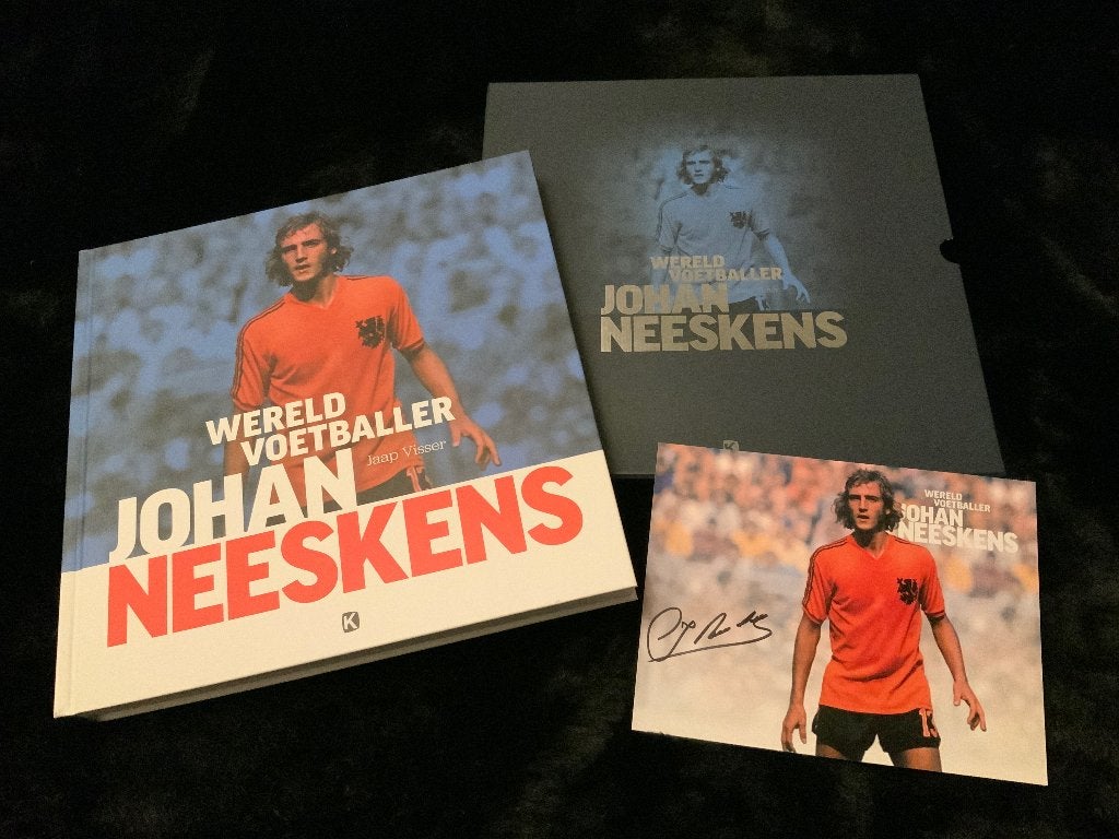 Wereldvoetballer Johan Neeskens - Luxe editie - 432/1000, Jaap Visser, Nieuw, Ophalen of Verzenden, Balsport