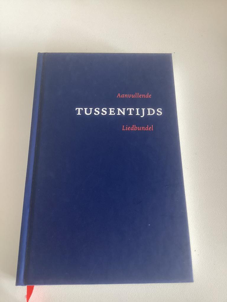 Tussentijds: Aanvullende Liedbundel (Hardcover), Ophalen of Verzenden, Zo goed als nieuw