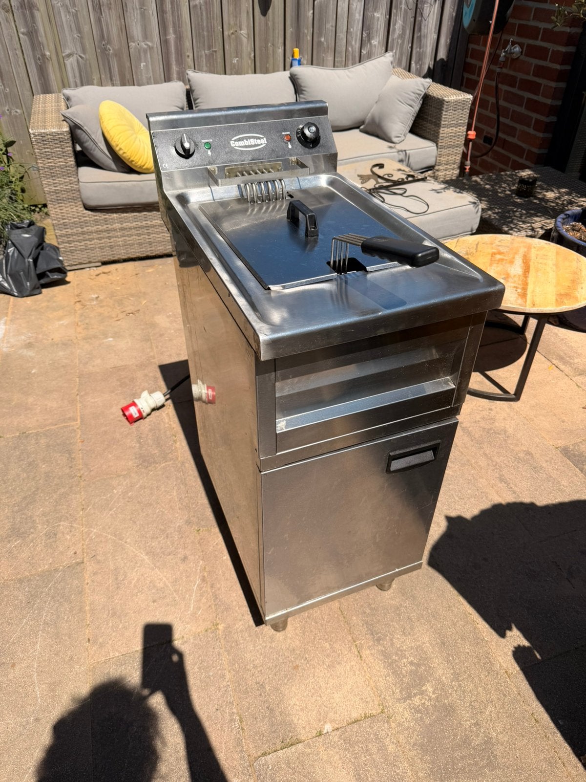 Frituur 12 liter electrisch 430 krachtstroom, Ophalen, Fornuis, Frituur en Grillen
