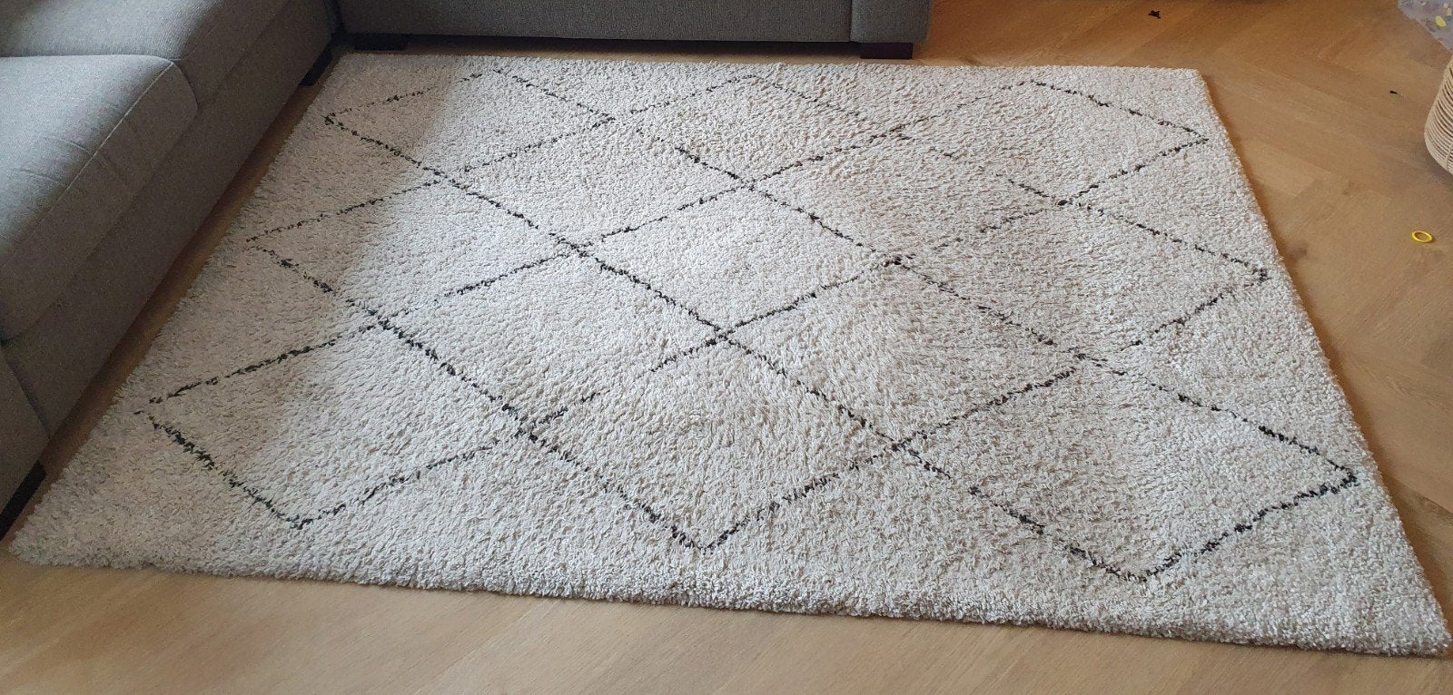 Crèmekleurig vloerkleed met zwart ruitpatroon, beige, Ophalen, Gebruikt, 100 tot 150 cm, Modern, Scandinavisch
