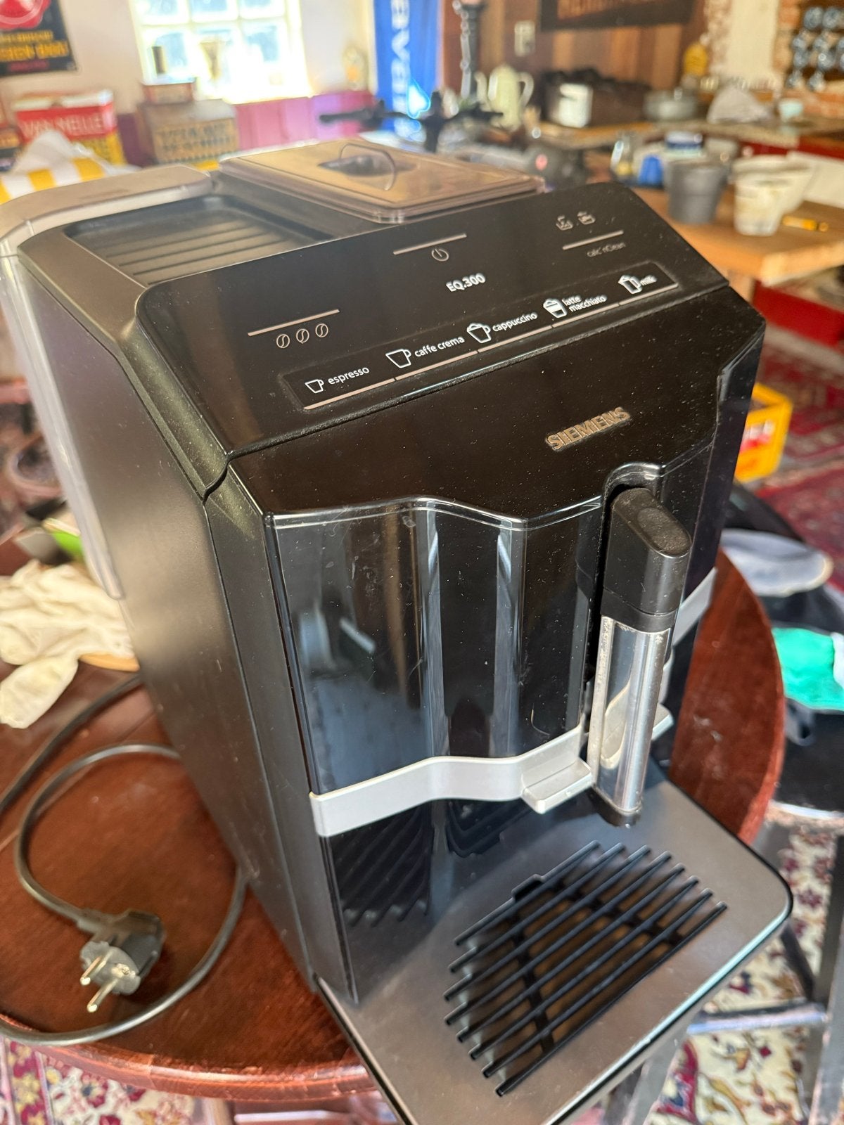 Siemens EQ 300 Koffiemachine - Lekt water (defect), Witgoed en Apparatuur, Ophalen of Verzenden, Niet werkend, Koffiemachine, Koffiebonen