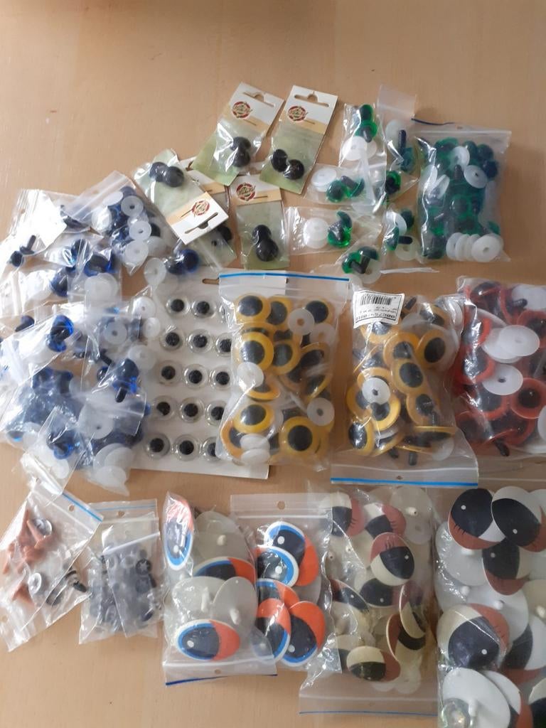 Ogen en neuzen voor poppen / beren, Ophalen of Verzenden, Nieuw, Overige typen